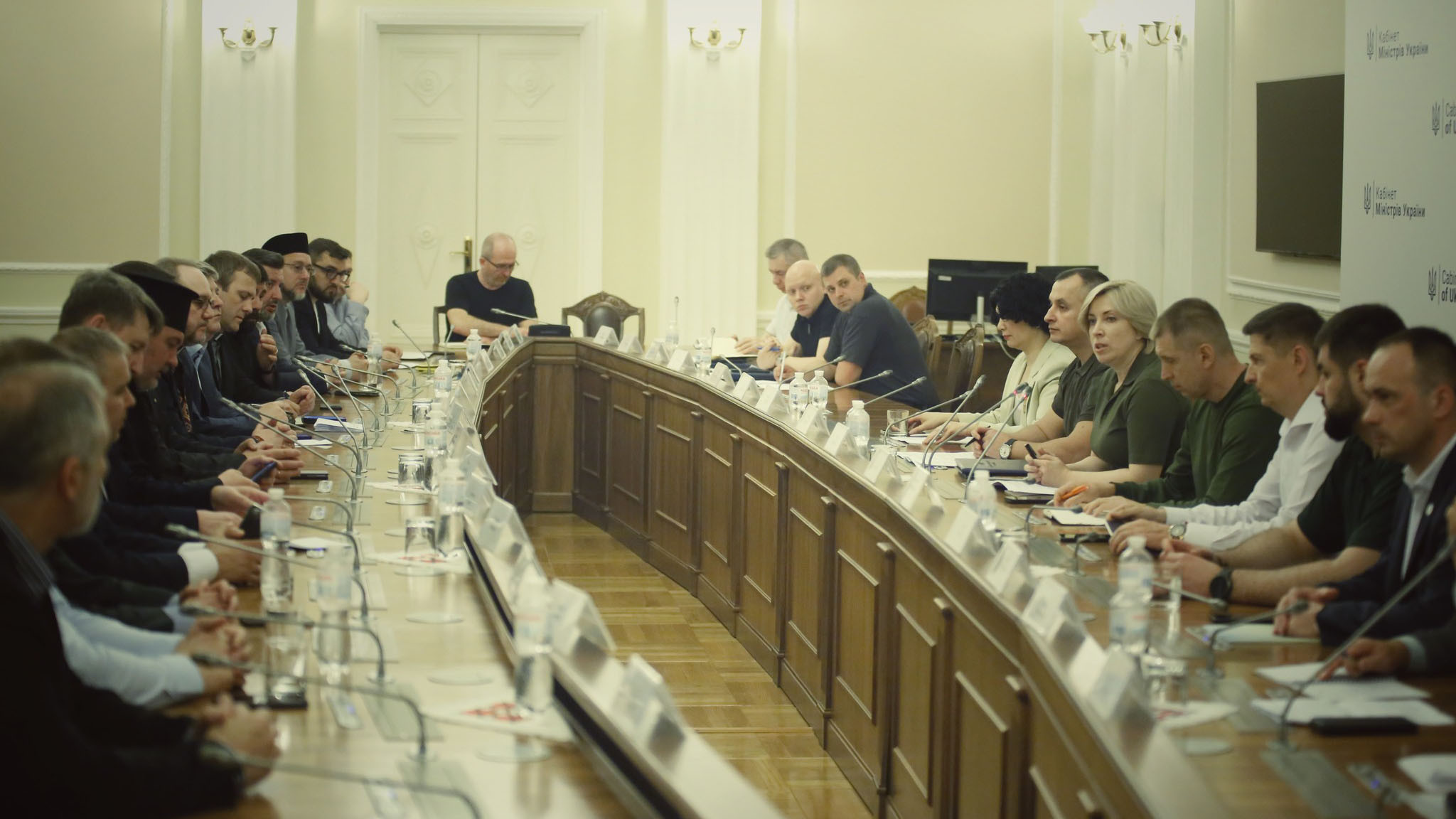 Религиозные сообщества и правительство будут сотрудничать для духовной реинтеграции освобожденных территорий Украины